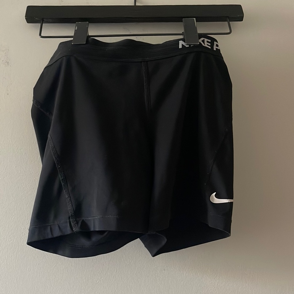 NIKEPRO- S. Dri fit spandex